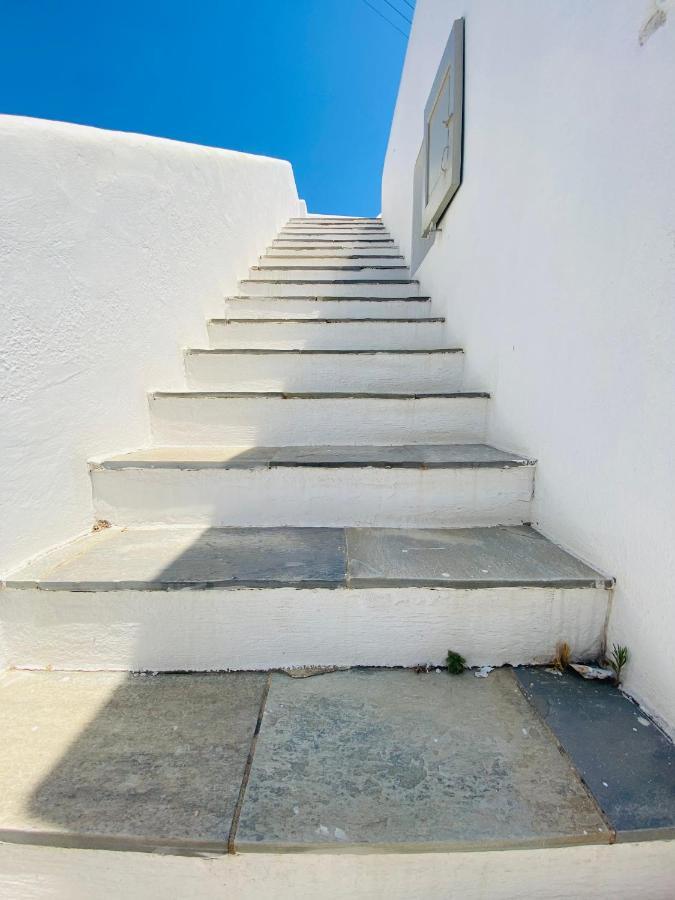 Sing And Blossom Accommodation Mykonos Town Экстерьер фото