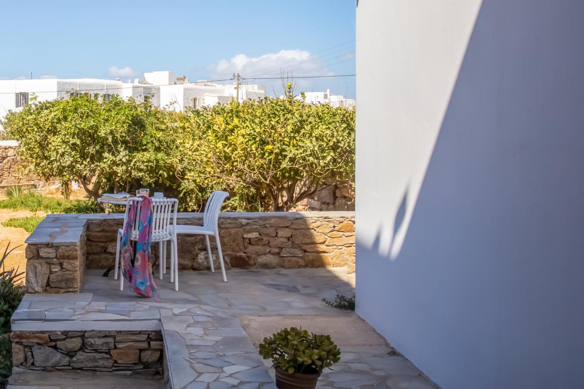 Sing And Blossom Accommodation Mykonos Town Экстерьер фото