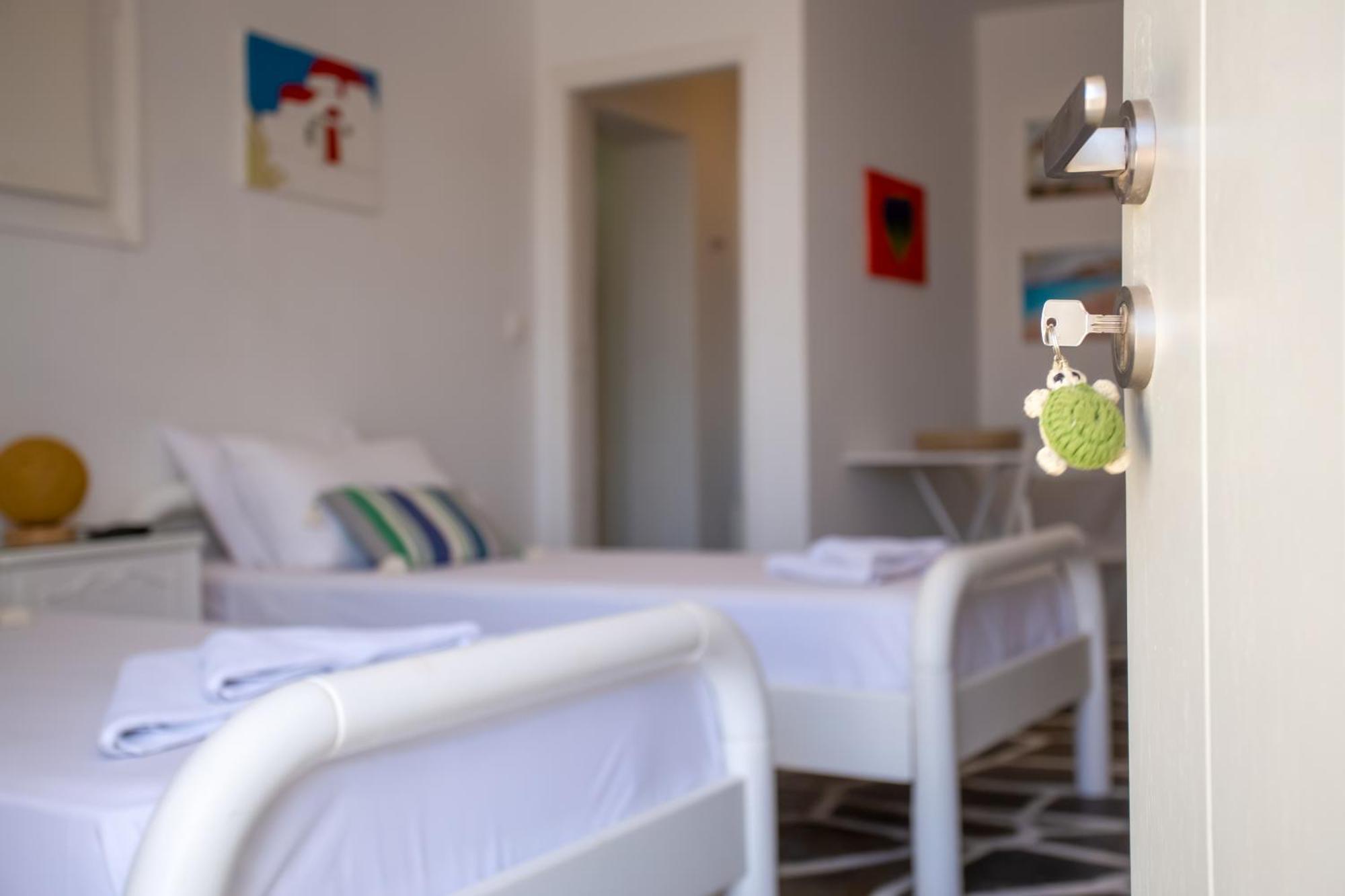 Sing And Blossom Accommodation Mykonos Town Экстерьер фото