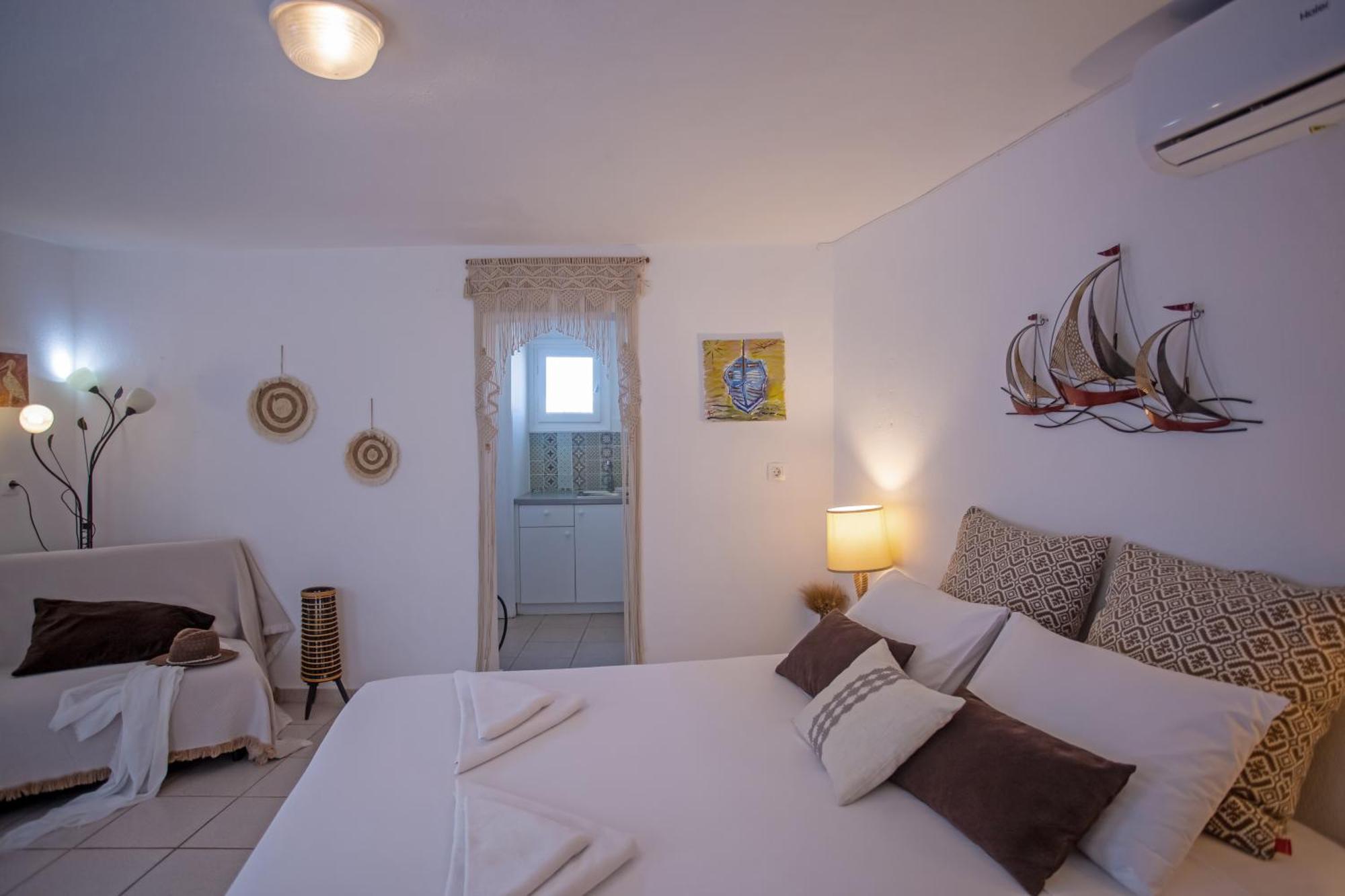 Sing And Blossom Accommodation Mykonos Town Экстерьер фото