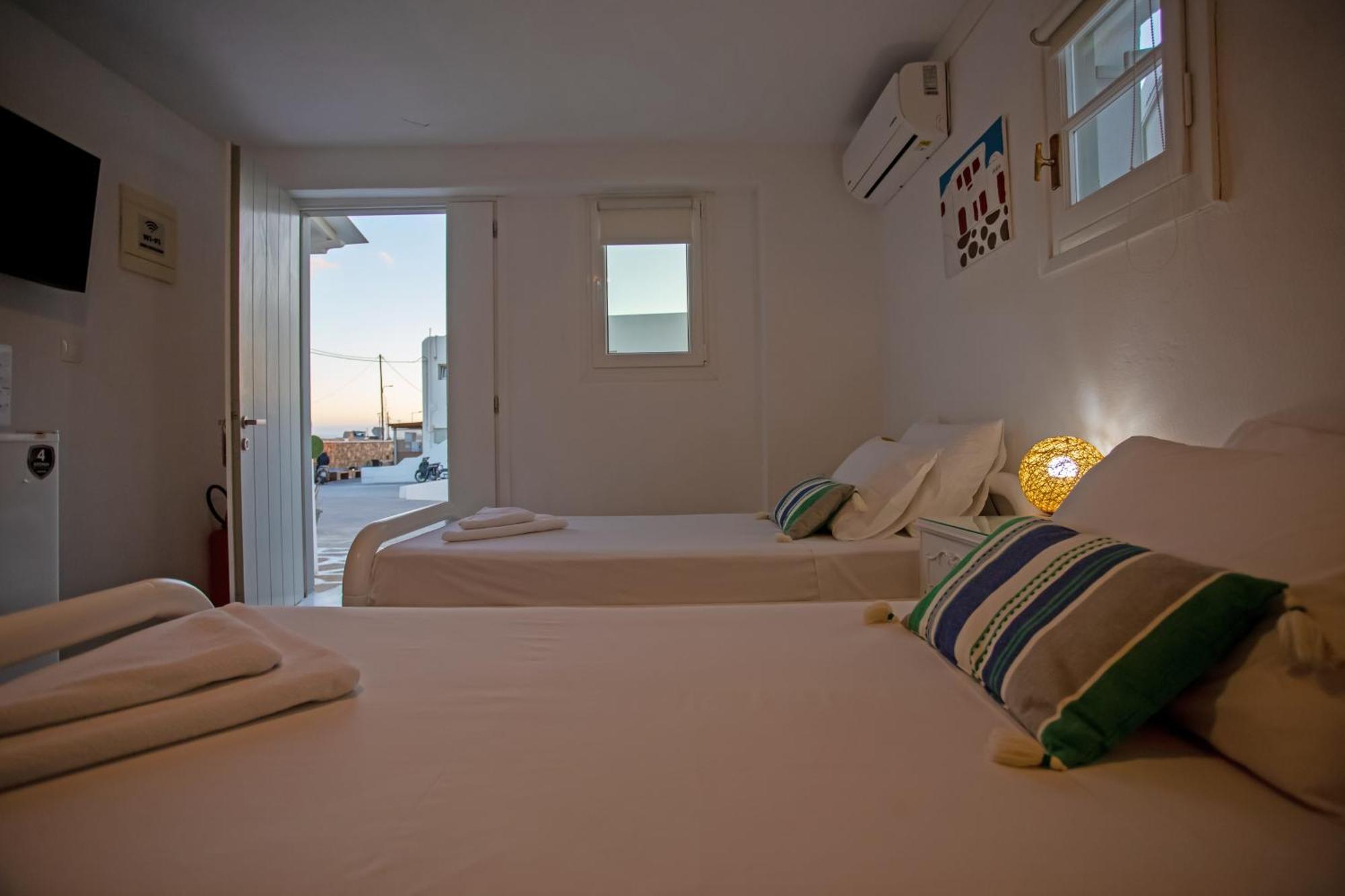 Sing And Blossom Accommodation Mykonos Town Экстерьер фото