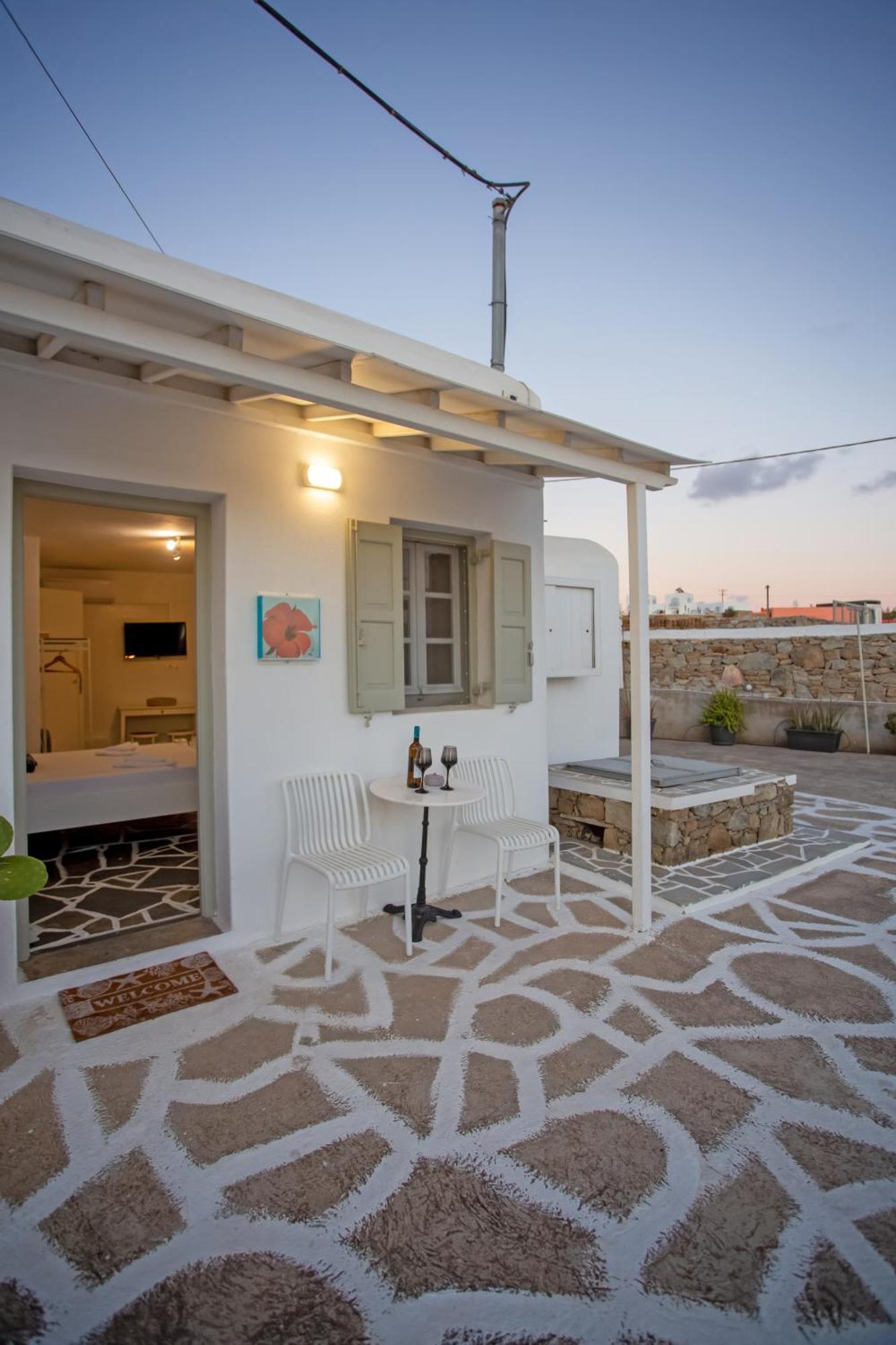 Sing And Blossom Accommodation Mykonos Town Экстерьер фото